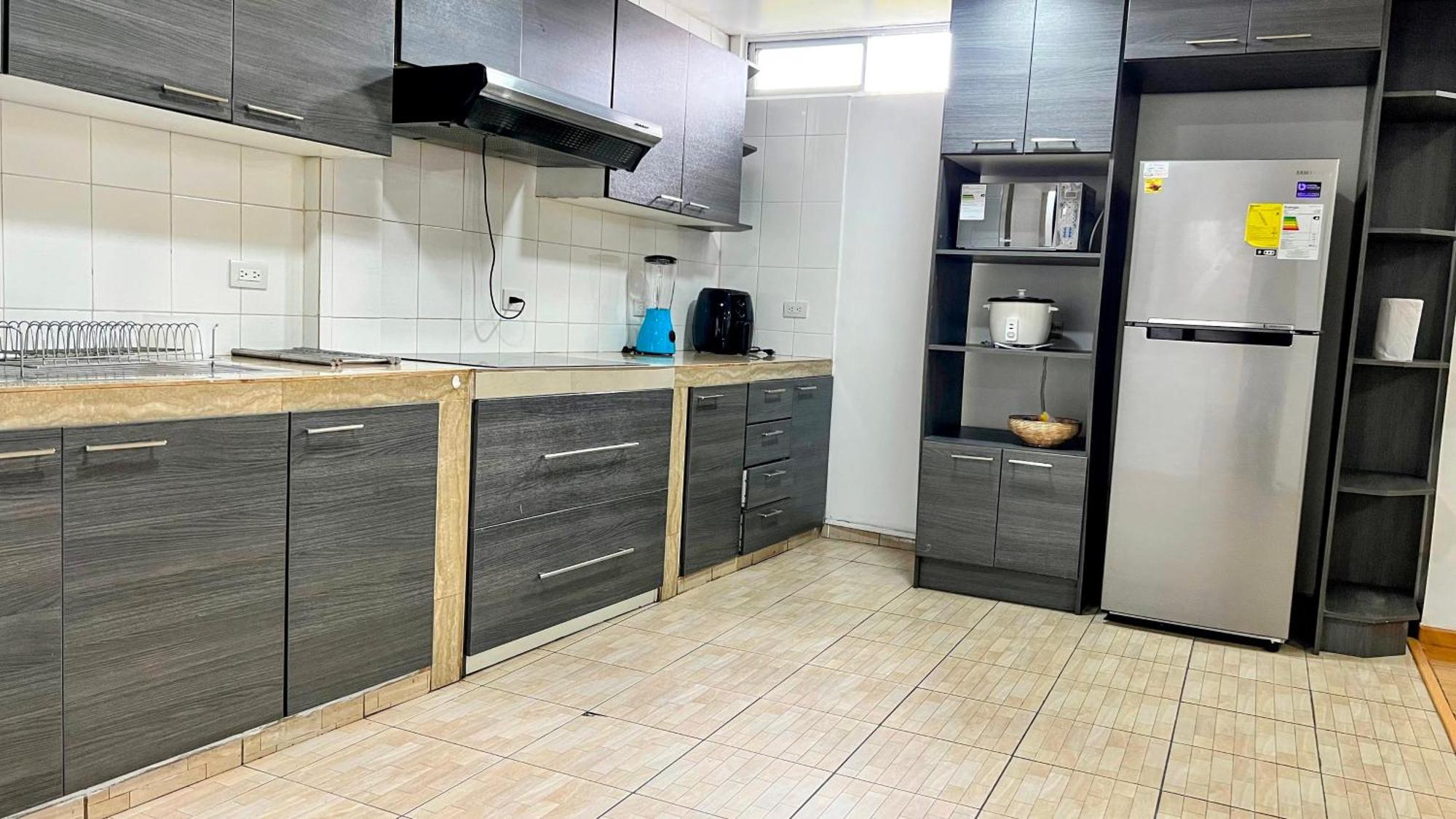Edificio Tofino Lejlighed Quito Eksteriør billede